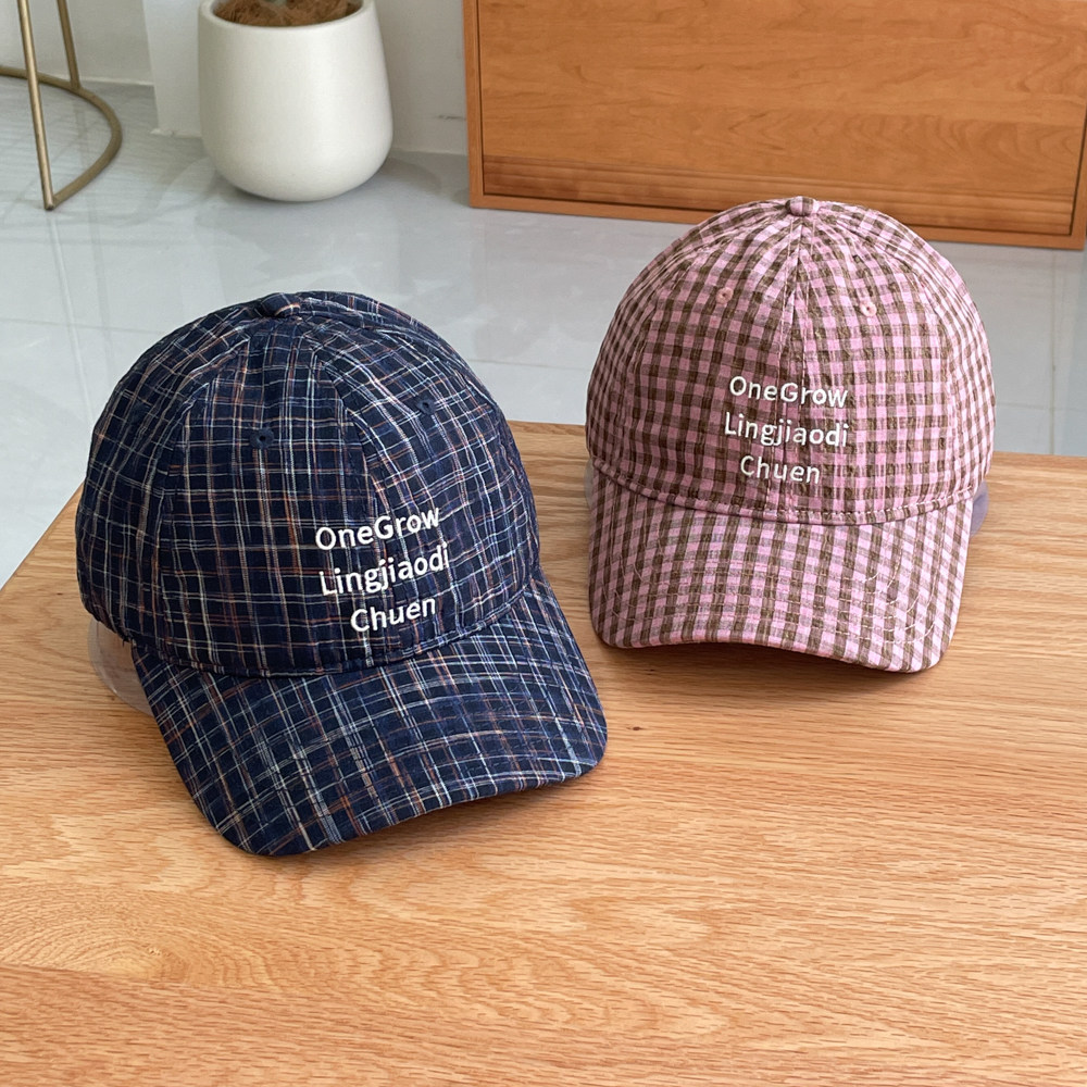 韩系格子刺绣显脸小软顶棒球帽