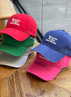 高品质大红色字母刺绣软顶鸭舌帽子女情侣四季款遮阳防晒棒球帽男