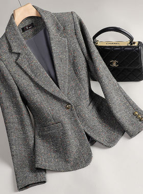 羊毛短款灰色西装外套女小个子修身2025秋冬新款韩版气质毛呢西服