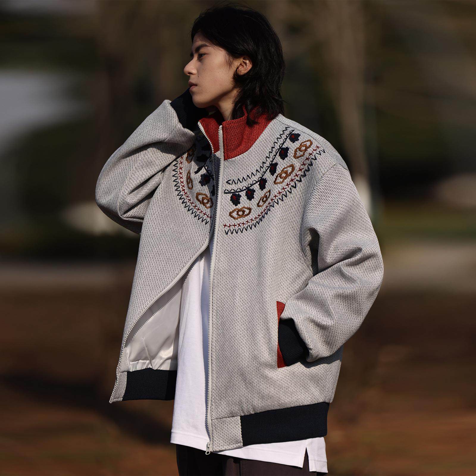 复古刺绣运动休闲拼接外套