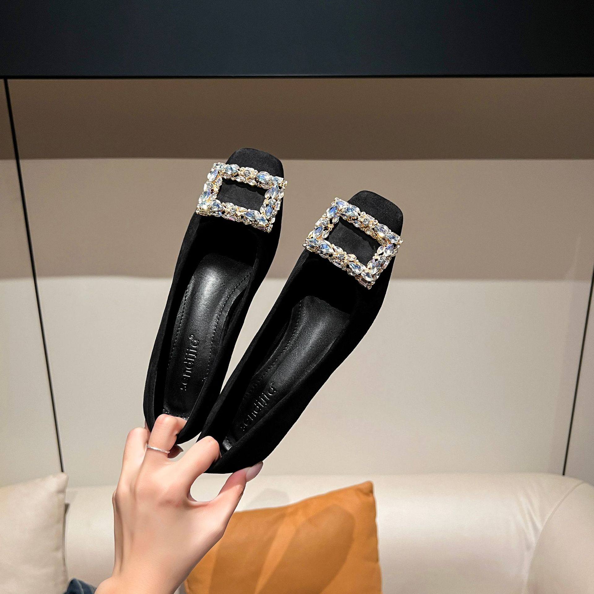 水钻方头低跟粗跟气质单鞋女2024新款春秋晚晚鞋软底鞋大码女鞋41,女鞋,浅口单鞋,淘宝优惠券,粉丝福利购,淘宝优惠卷