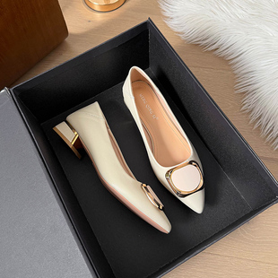 小码女鞋313233配裙子法式春款气质粗跟方扣单鞋女2026新款大码鞋