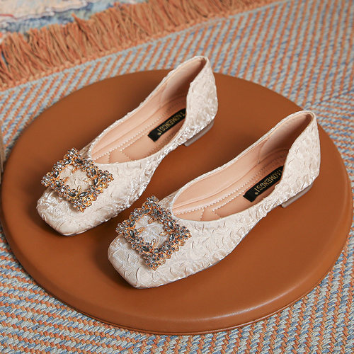 平底鞋百搭通勤水钻方扣早春