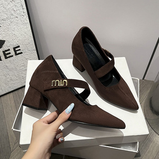 高跟粗跟法式玛丽珍配裙子尖头单鞋女2026新款春季33 34小码女鞋