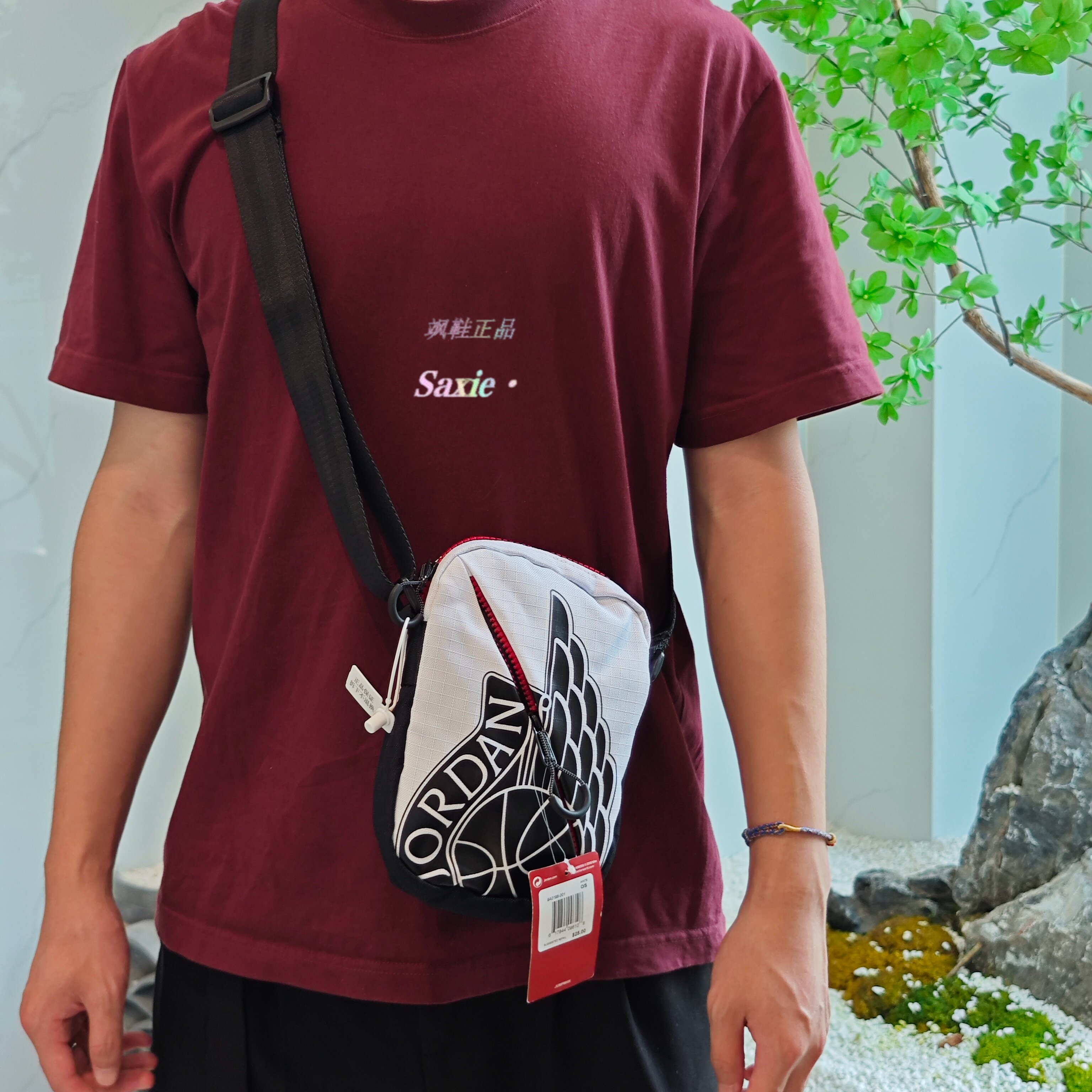 JORDAN  Air 飞人LOGO男女通用户外运动单肩斜挎包钱包9A0198-R78