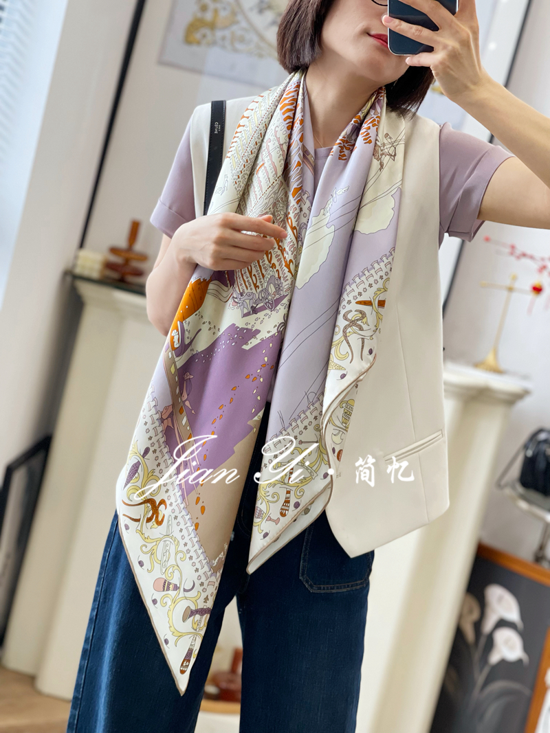 【费罗尼古堡时髦雅致双面缎重磅真丝桑蚕丝大方巾105cm丝巾23姆