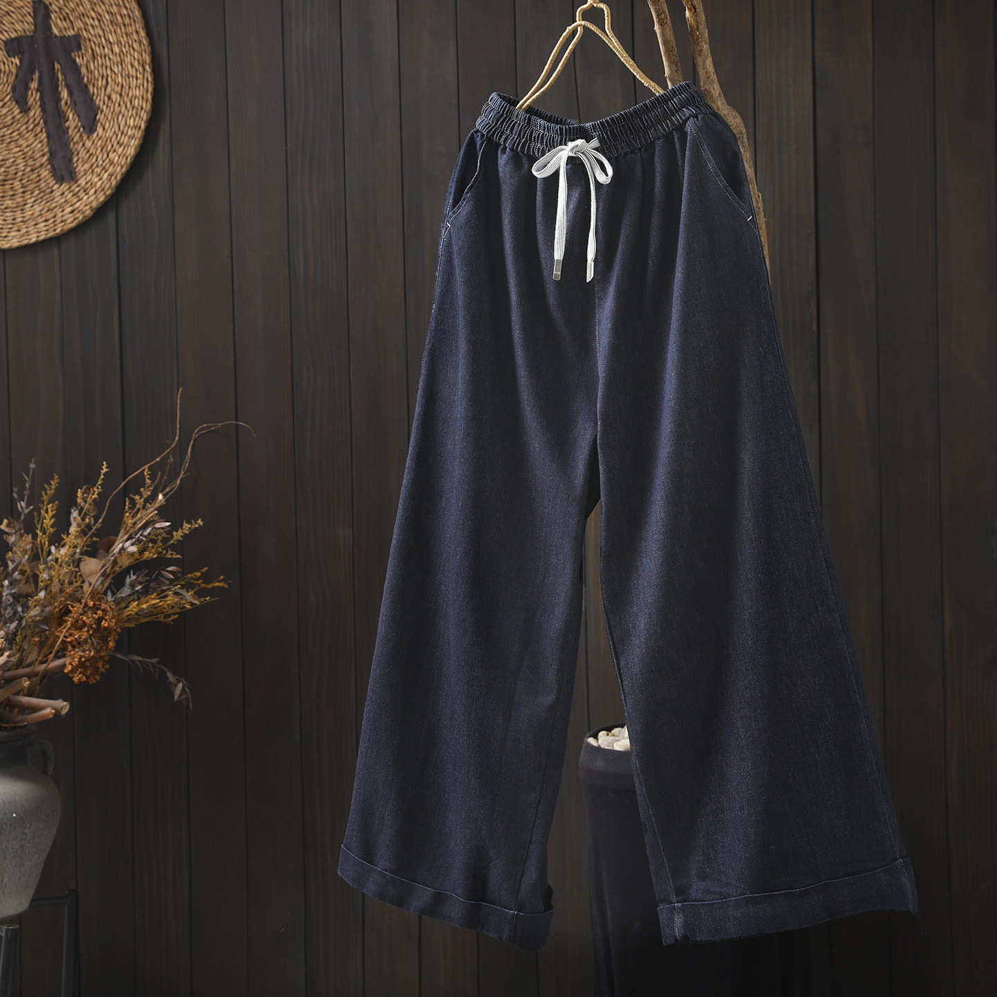 牛仔裤2026新款女春季巨好看宽松直筒显瘦设计感时尚百搭休闲长裤