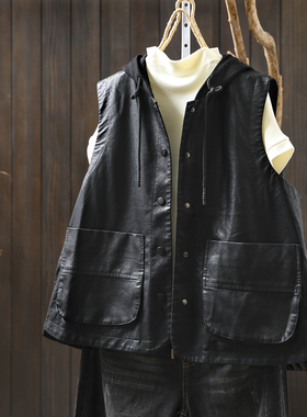 黑色连帽马甲2026新款今年流行爆款女秋季双口袋宽松百搭叠穿背心