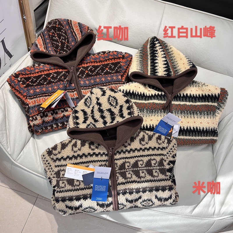 摇粒绒厚款费尔岛外套女秋冬保暖