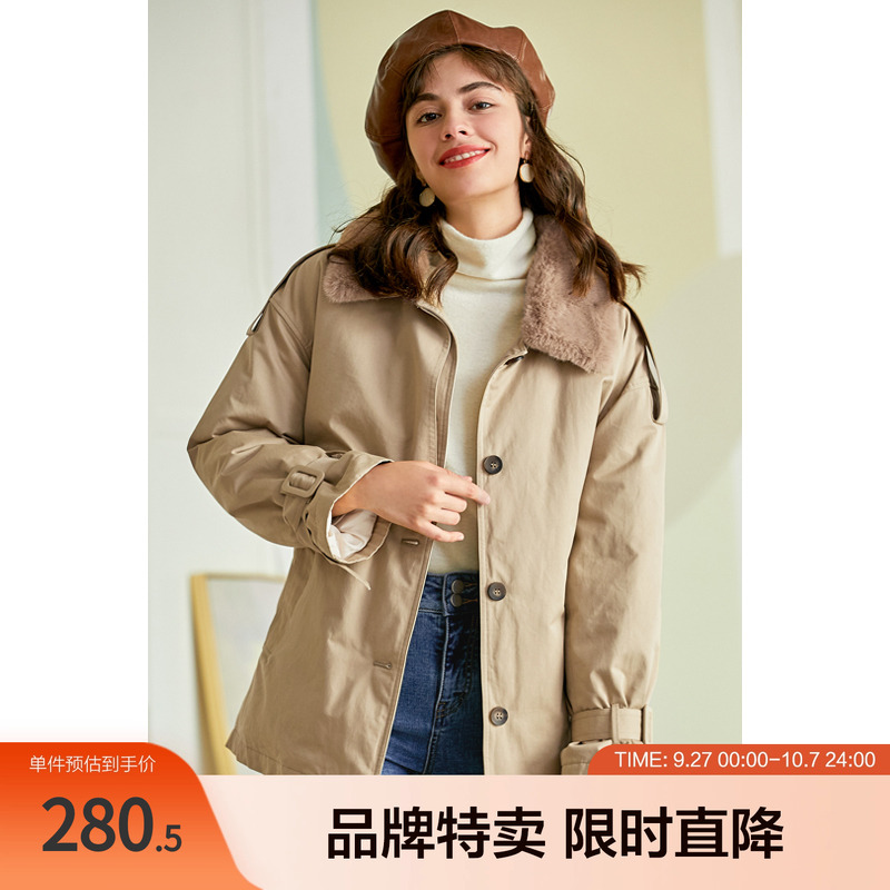 betu/百图翻领设计收腰女羽绒服