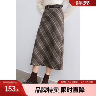 betu百图格纹毛呢裙撞色格纹后开叉中长款直筒半身裙