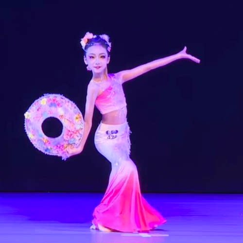 新款儿童傣族孔雀舞演出服