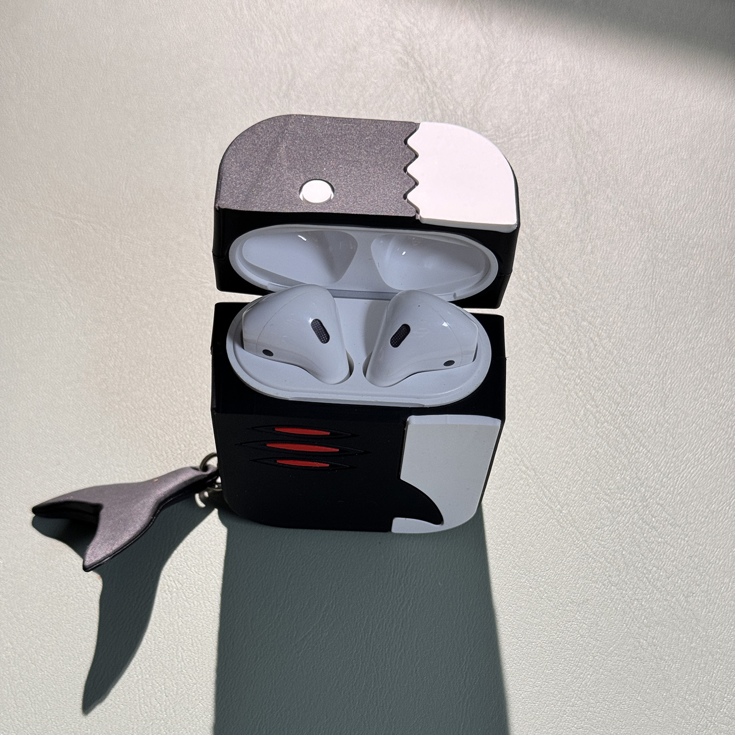 创意黑白鲨鱼耳机保护套适用于三星buds3pro保护套Galaxy buds2pro壳FE蓝牙耳机套live软壳硅胶耳机壳盒bud3