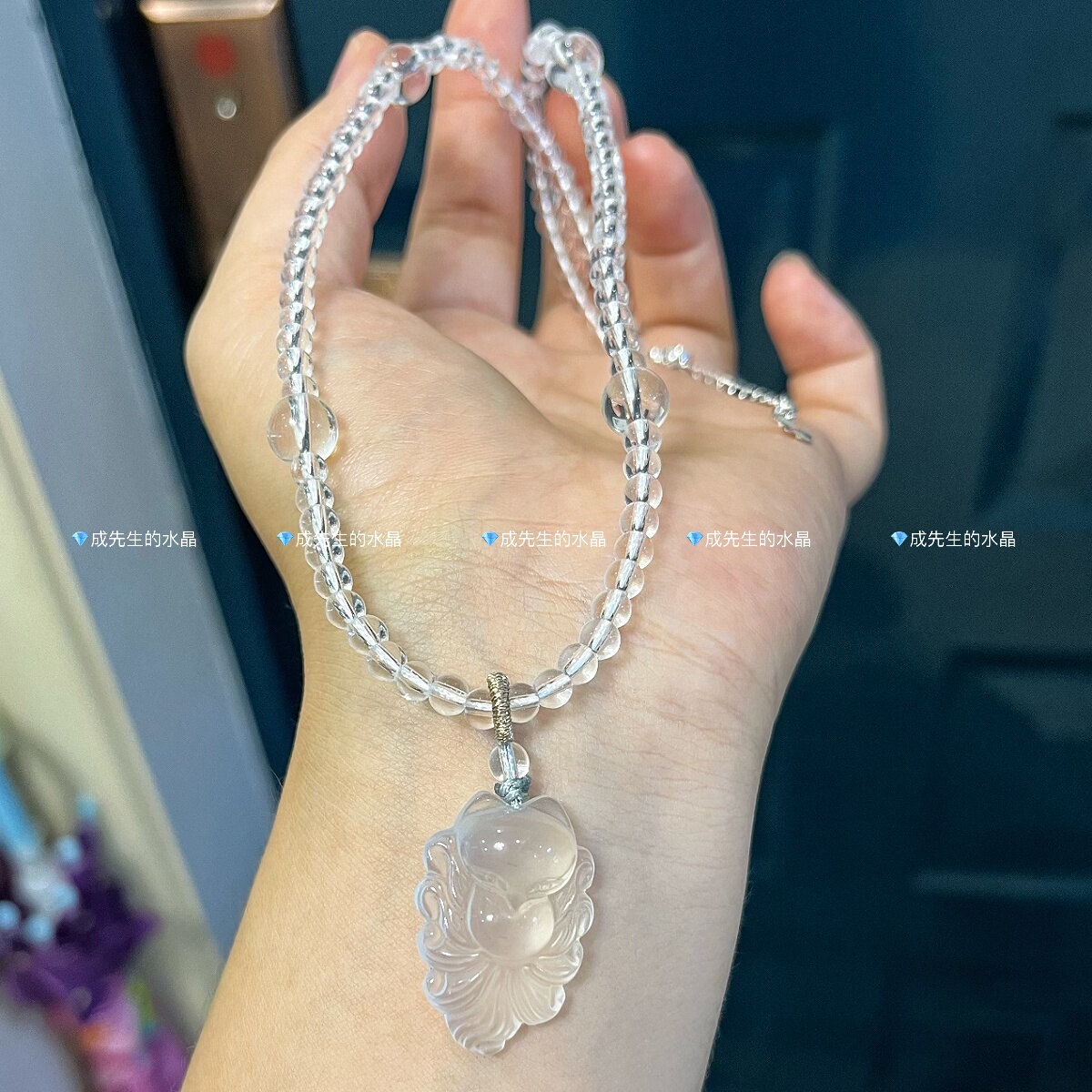 天然白水晶狐狸吊坠奶白晶九尾狐项链狐牌挂坠锁骨链短款调节女
