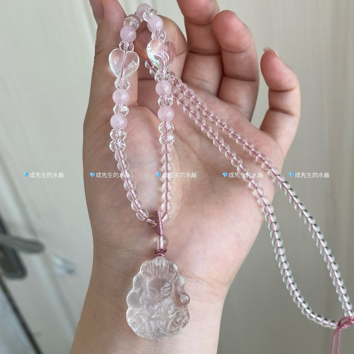 天然白水晶狐狸吊坠九尾狐许愿狐项链狐牌锁骨链女桃花毛衣链礼物