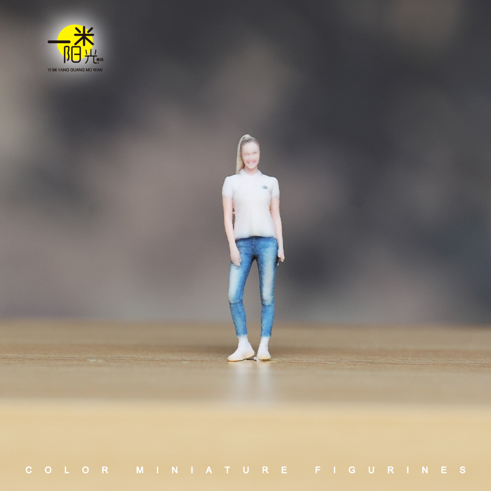 现货 1/64 微笑女孩 微缩场景模型搭配3D彩色打印摆件人偶