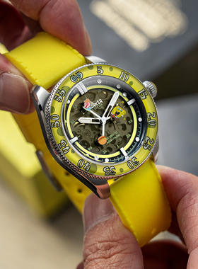 躲猫猫|SPINNAKER三角帆海绵宝宝第5代自动机械表限量版夜光5152