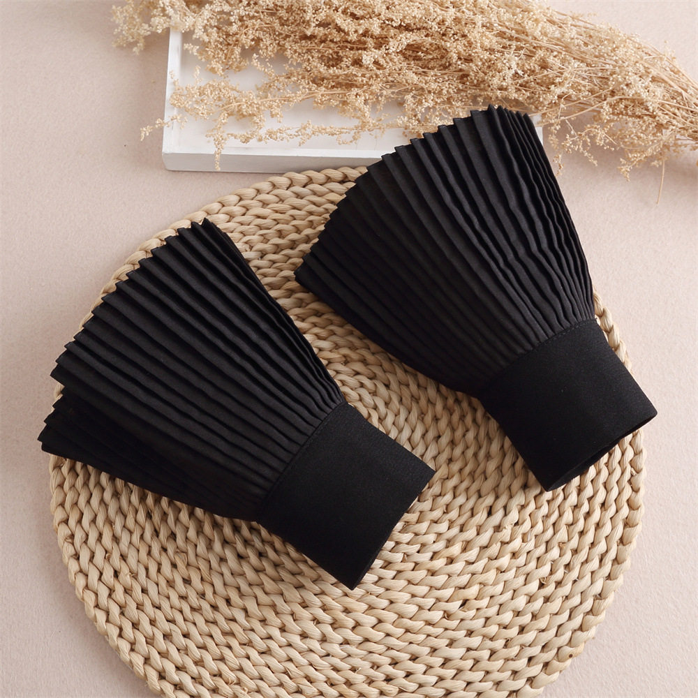 DECORATIVE FALSE SLEEVES WOMENS RETRO ACCORDION PLEATED PLEATED BLACK WHITE SHIRT FALSE SLEEVES SWEATER SWEATER ACCESSORIES FALSE CUFFS