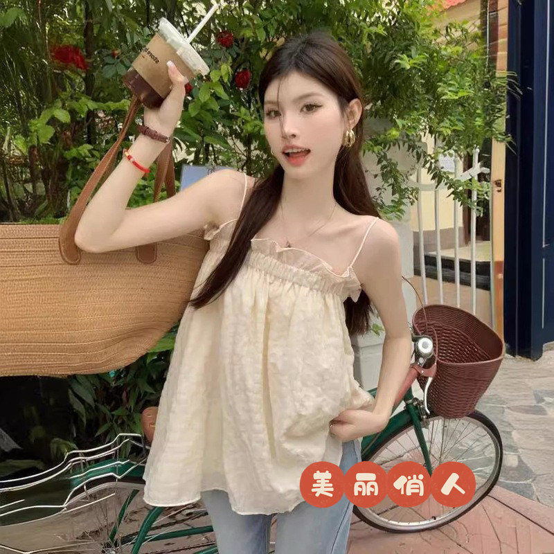 甜美可爱吊带小背心夏季新款一字肩木耳边修身显瘦无袖上衣女外穿