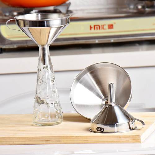 漏斗家用厨房大小口径食品级不锈钢打酒器过滤网加油倒酒勺酒提子