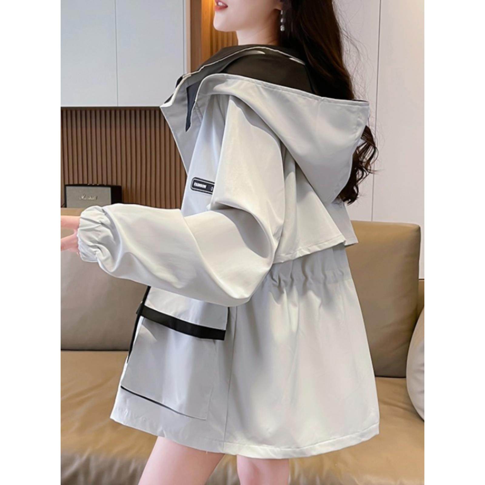 风衣外套女春秋2025新款韩版宽松大码收腰显瘦冲锋衣户外登山服潮