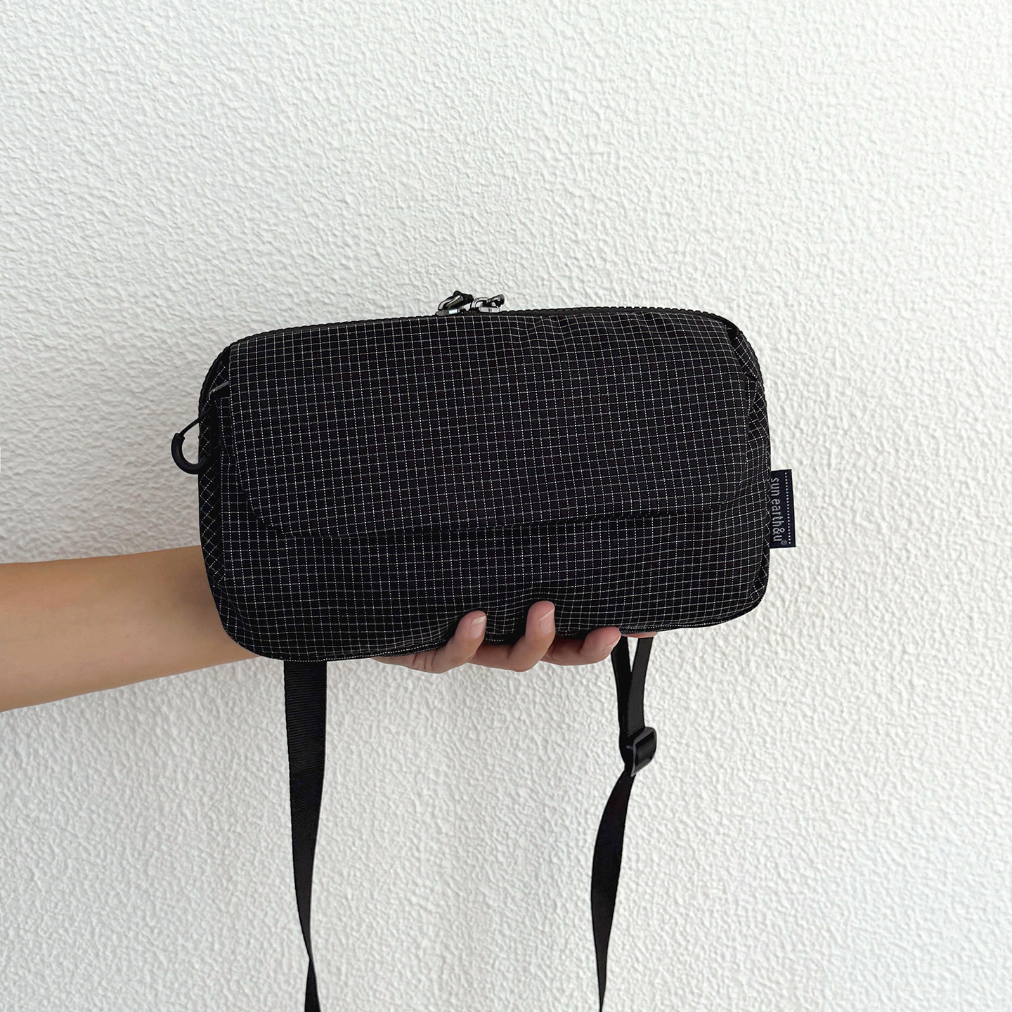 单肩斜挎包小众轻便通勤女款大容量小方包轻奢高级时尚2025新款