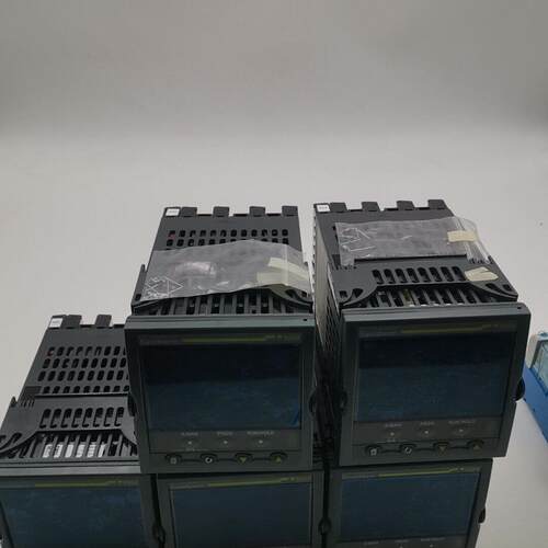 3504/CC/V EUROTHERM欧陆温控器 工业自动化温控器件议价维修
