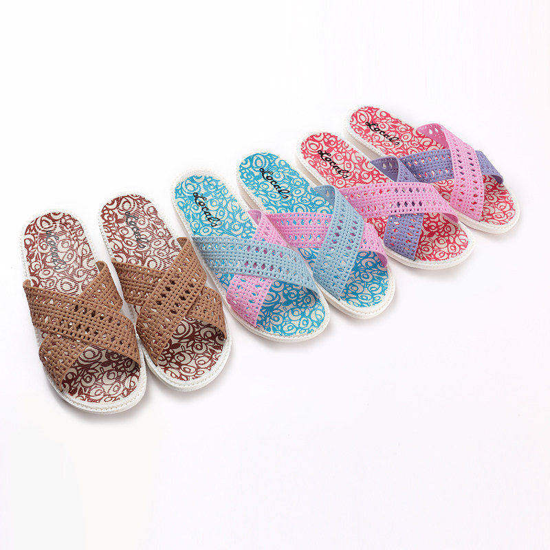 网格交叉带白底拖鞋夏浴室粉色室外女士家居用塑料平底一字凉拖