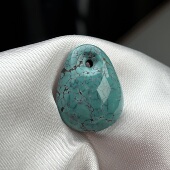 绿松石随形水滴吊坠15.6mm长20.2厚8.1湖北原矿瓷釉级水草纹滴流