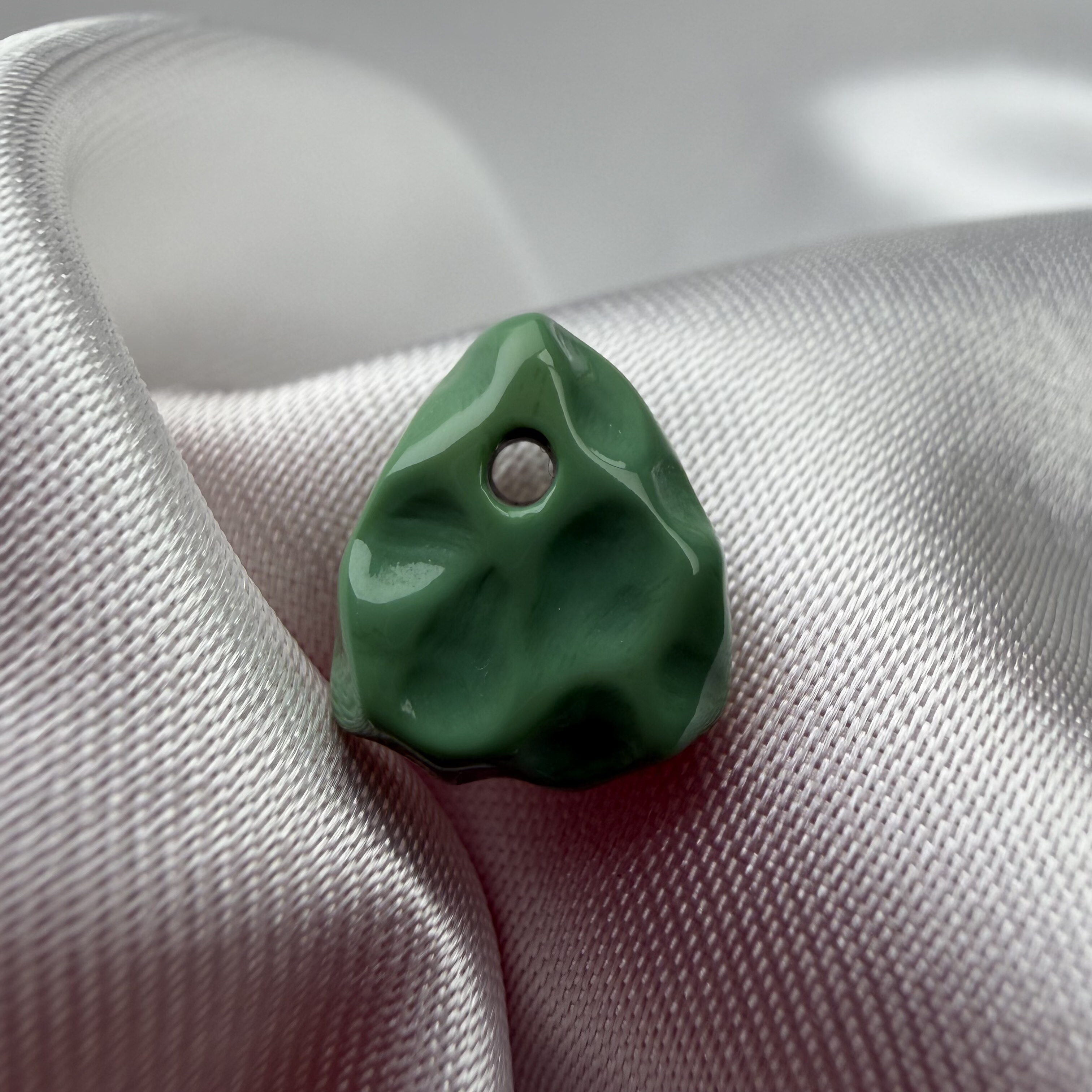 绿松石苹果绿无相卡子长11.1mm宽9.2mm原矿瓷釉级苹果绿滴流,饰品/流行首饰/时尚饰品新,颈饰,淘宝优惠券,粉丝福利购,淘宝优惠卷