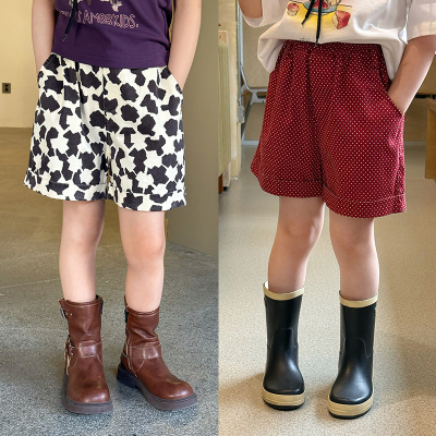 依依妈女童休闲韩版百搭三分热裤2025夏季新款儿童时髦满印短裤潮