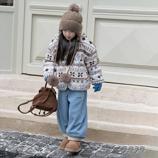 依依妈儿童浪漫费尔岛提花棉服女童加厚保暖夹棉毛绒外套冬季上衣