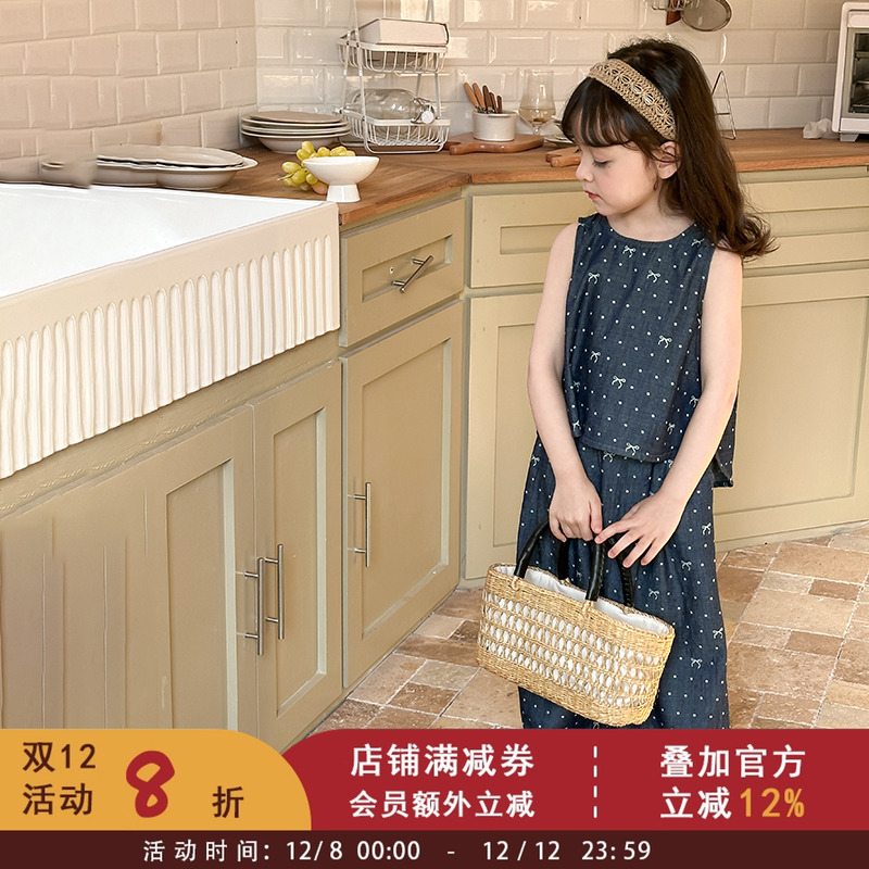 依依妈女童夏季甜美波点蝴蝶结薄款柔软牛仔背心+阔腿裤两件套装
