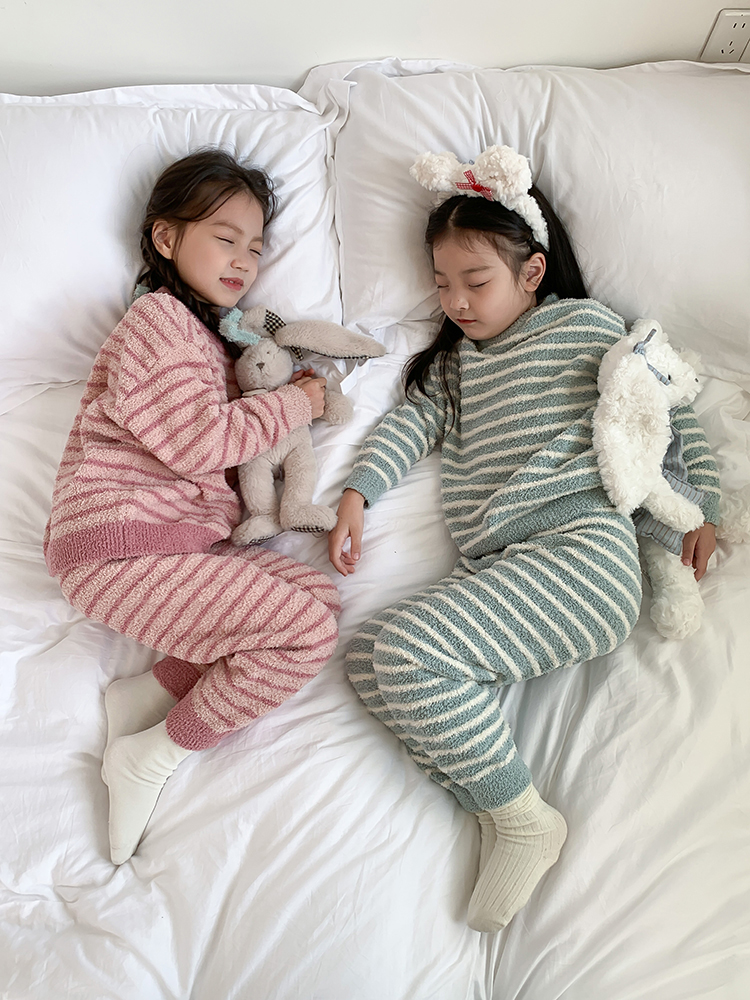 依依妈女童冬款加厚家居服套装