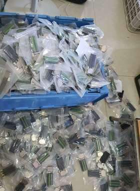 一千个 替代研华SCSI-36P 伺服驱动器采集卡 转接板中议价