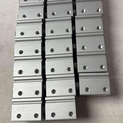 SMC簿型内牙小气缸，CDUJS20-10D议价