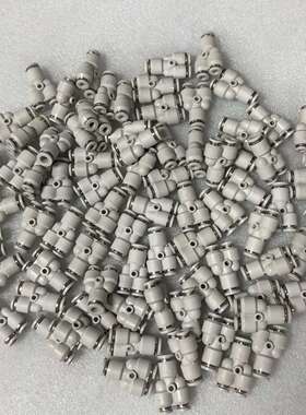 PYW6-4气管接头，白色，4mm接口，6mm中心孔，适用尼议价