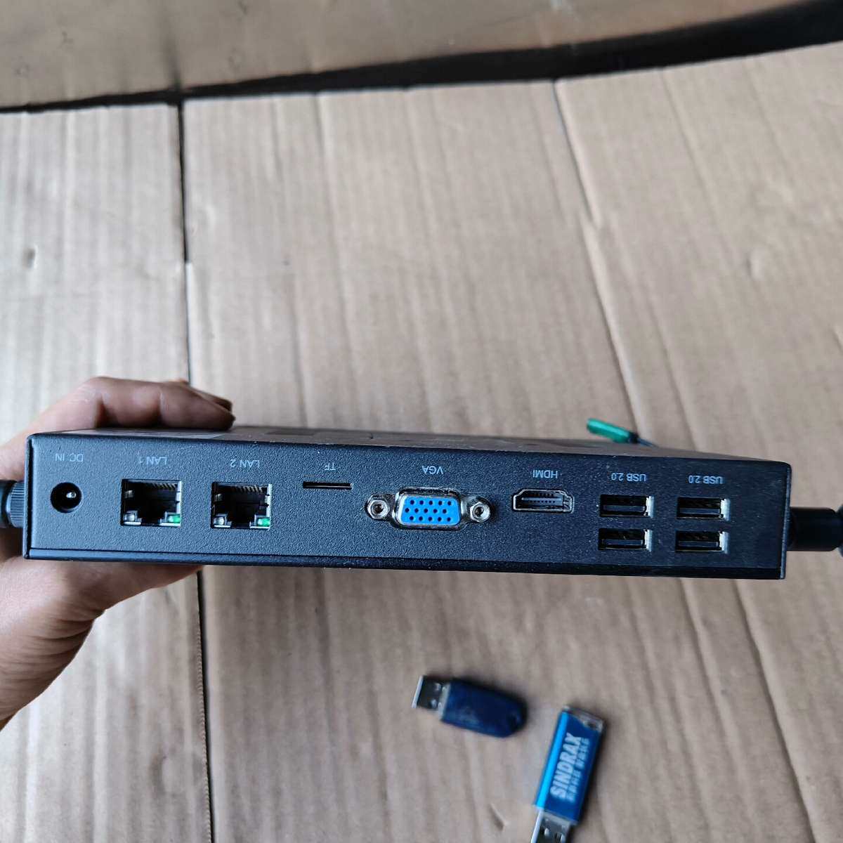 J1900小主机  双千兆网口其它元器件