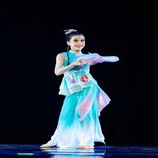 澜水见月圆舞蹈服儿童胶州秧歌钱鼓艺考剧目古典舞蹈服飘逸扇子舞