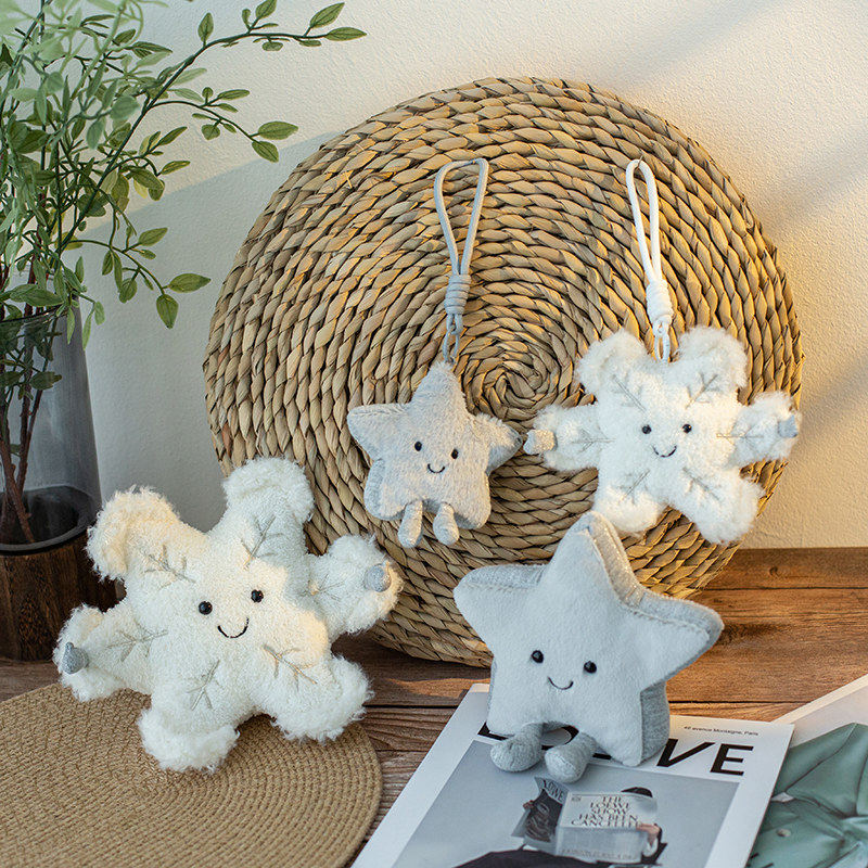 英国趣味冬季雪花公仔毛绒玩具圣诞小星星五角星挂件圣诞节礼物