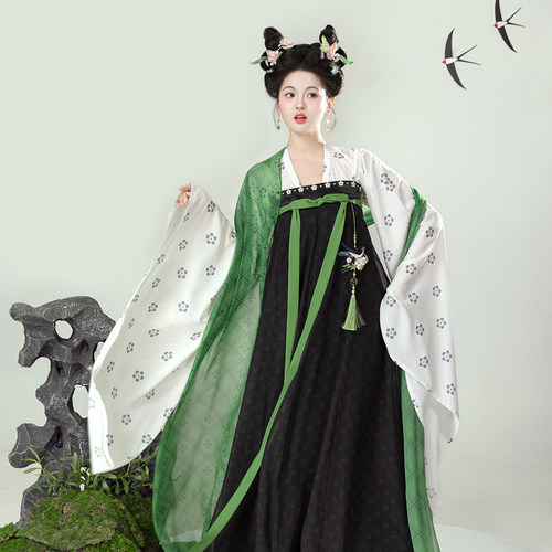 春璃原创隋唐复原齐胸汉服套装