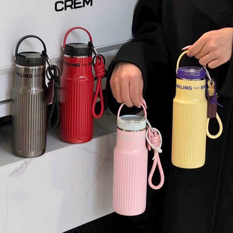 世大家保温杯女生高颜值便携水杯