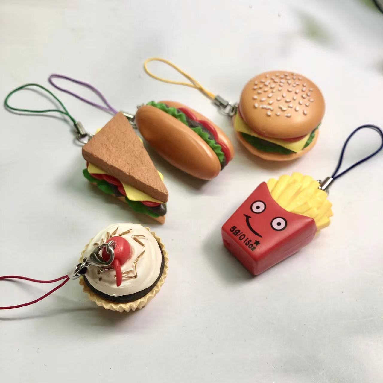 创意汉堡三明治薯条热狗蛋糕树脂 仿真蔬菜水果挂饰礼品现货