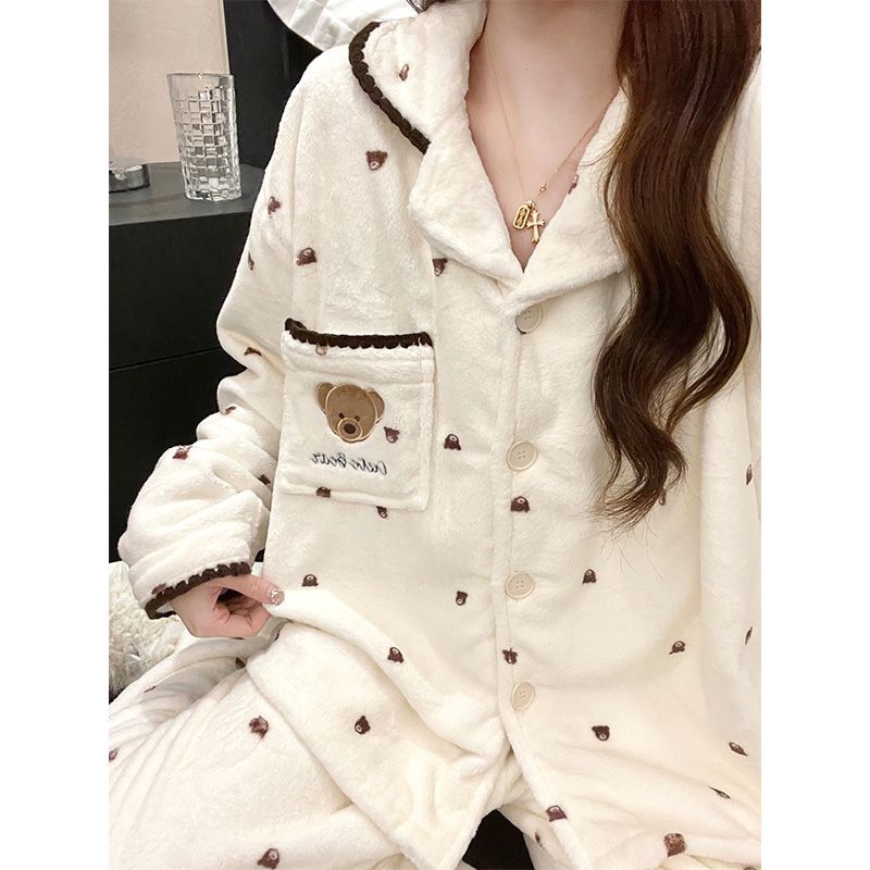日系可爱小熊法兰绒睡衣女秋冬季加绒加厚保暖珊瑚绒家居服可外穿