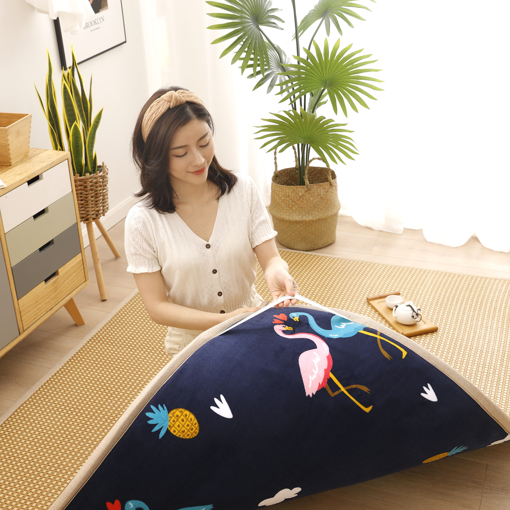 양면 등나무 매트 매트리스 침실 침대 옆 카펫 거실 어린이 크롤링 매트 여름 이중 용도 다다미 바닥 매트