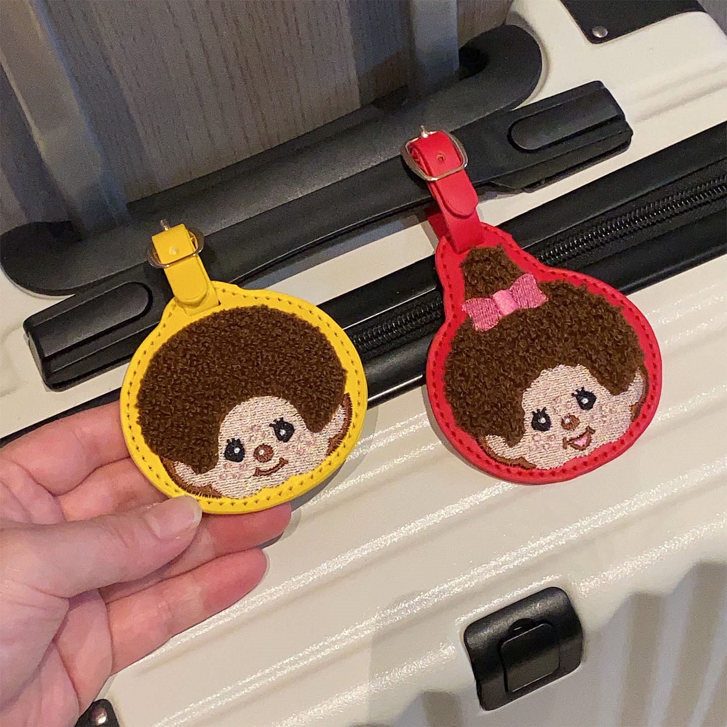 日系蒙奇奇刺绣pu可爱卡通行李牌