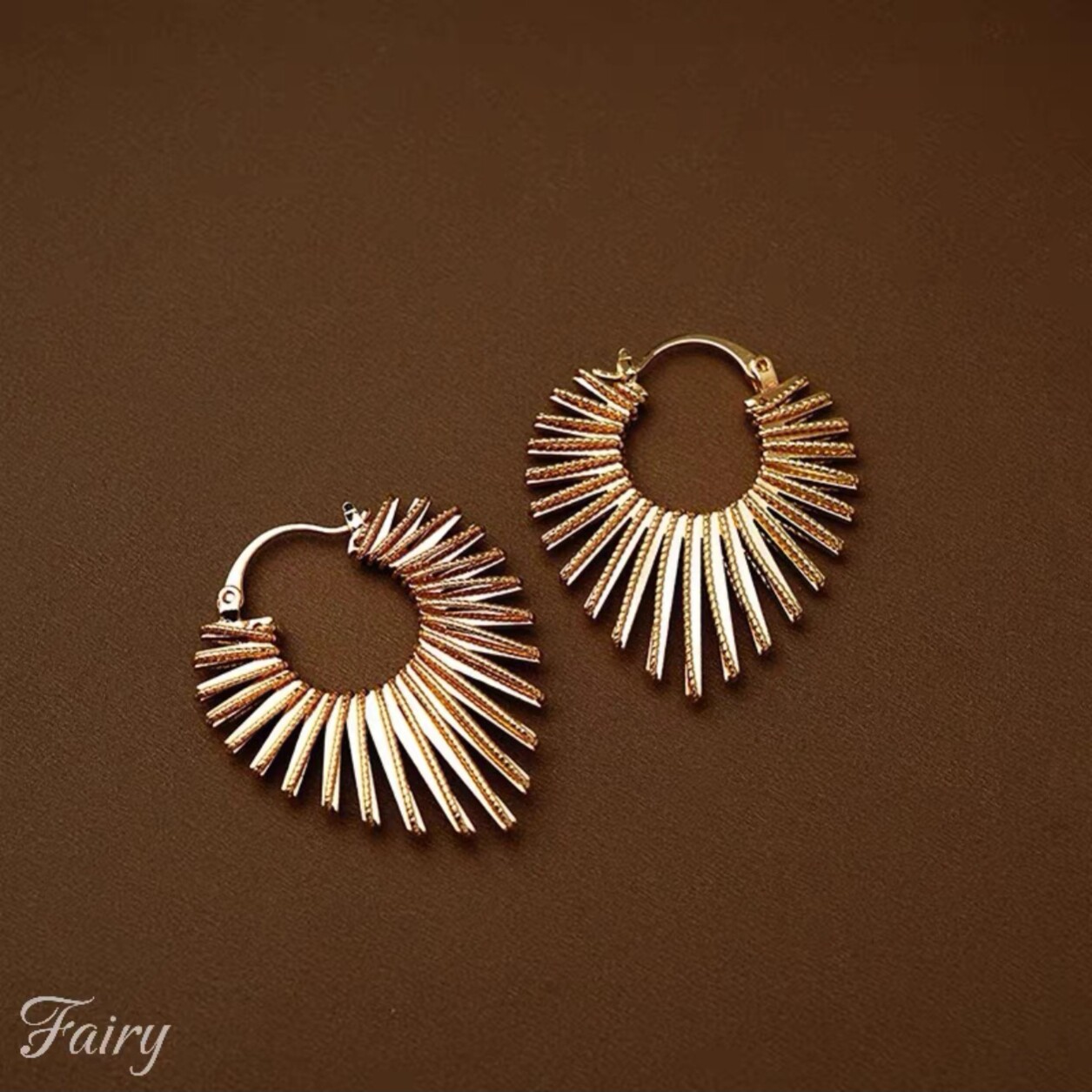 Fairy饰界925银针《欧美时尚》明星同款线条桃心耳扣