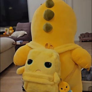 网红爆款奶龙玩偶可爱恐龙公仔毛绒玩具大号抱枕娃娃生日礼物批发