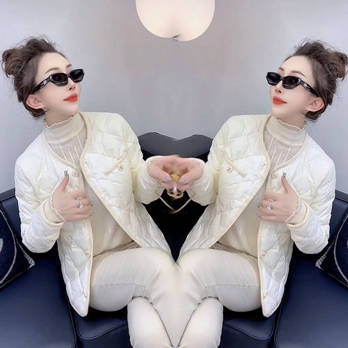 短款百搭洋气保暖夹棉棉袄女显瘦