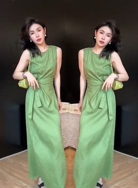 法式高级感气质优雅绝美连衣裙女夏季新款绿色无袖收腰遮肚子长裙